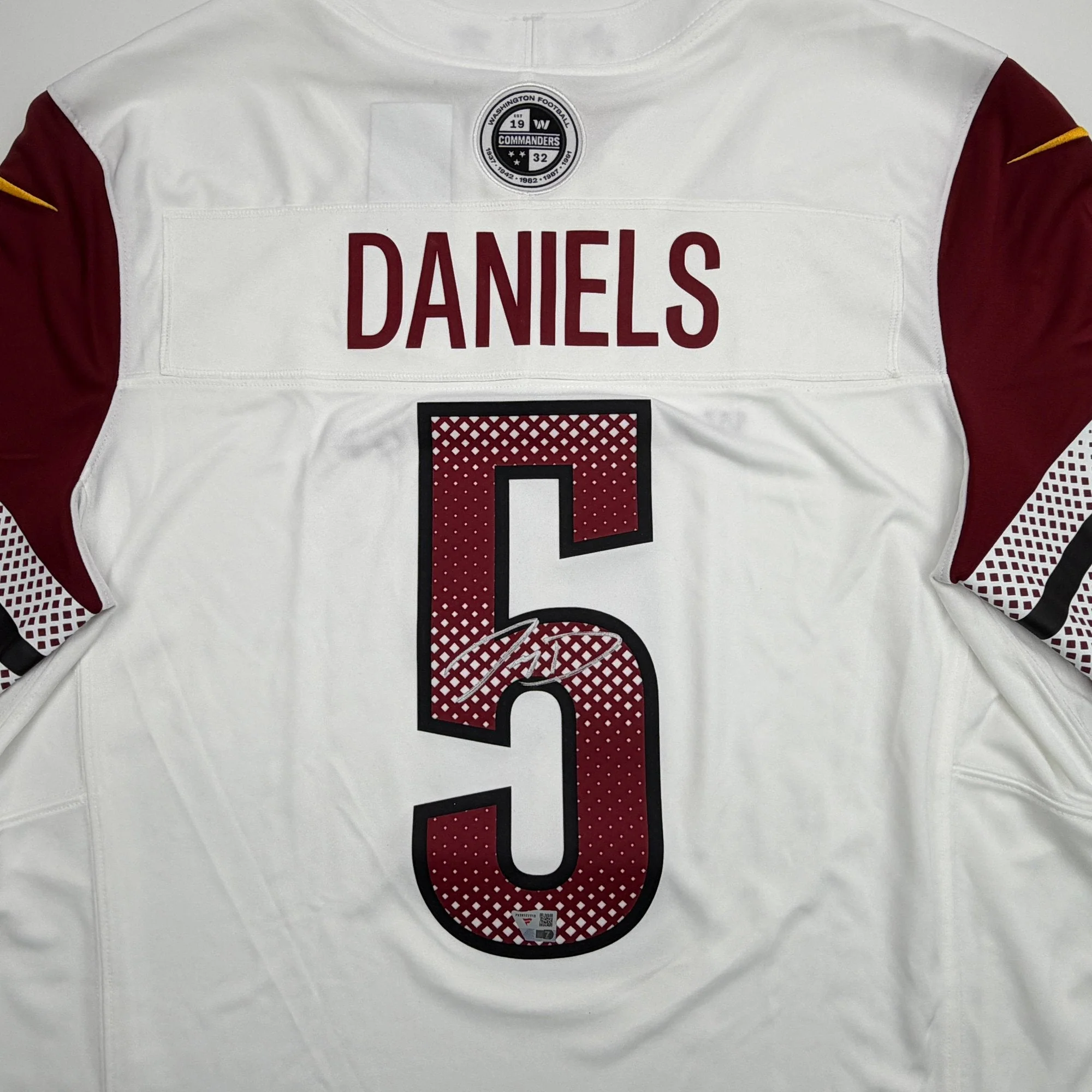 Autographed/Signed Jayden Daniels Washington Commanders White Authentic Football Jersey Fanatics COA - Image 2