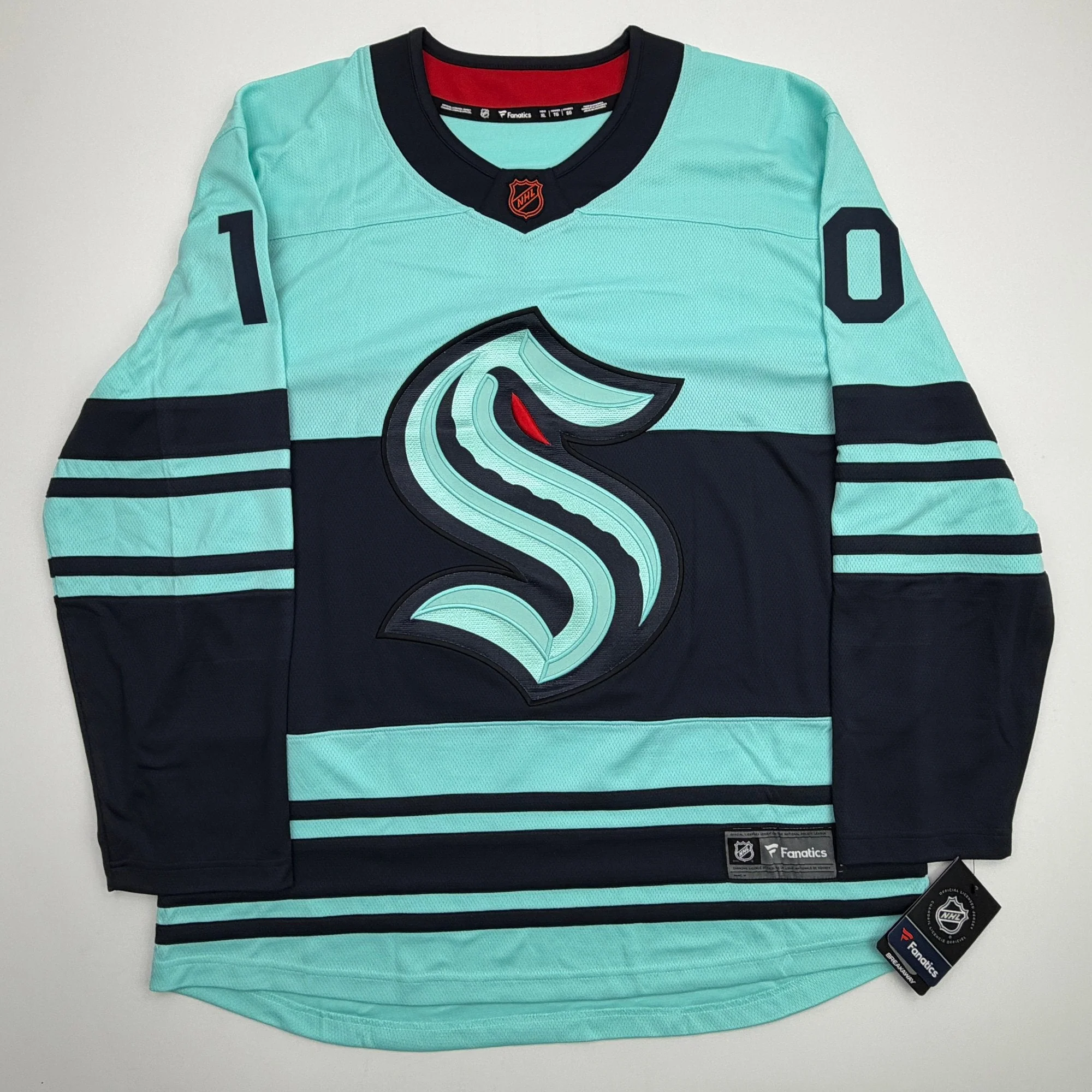 Autographed/Signed Matty Beniers Seattle Kraken Blue Authentic Hockey Jersey Fanatics COA - Image 4