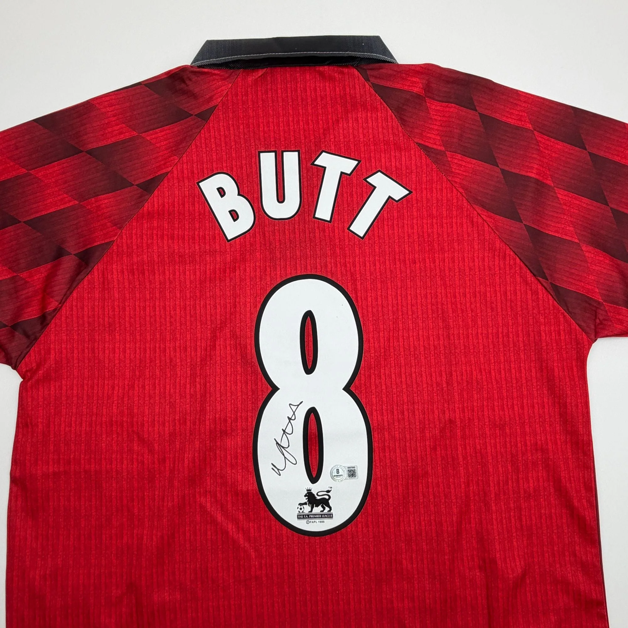 Autographed/Signed Nicky Butt Manchester United Red Soccer Futbol Jersey Beckett BAS COA - Image 2