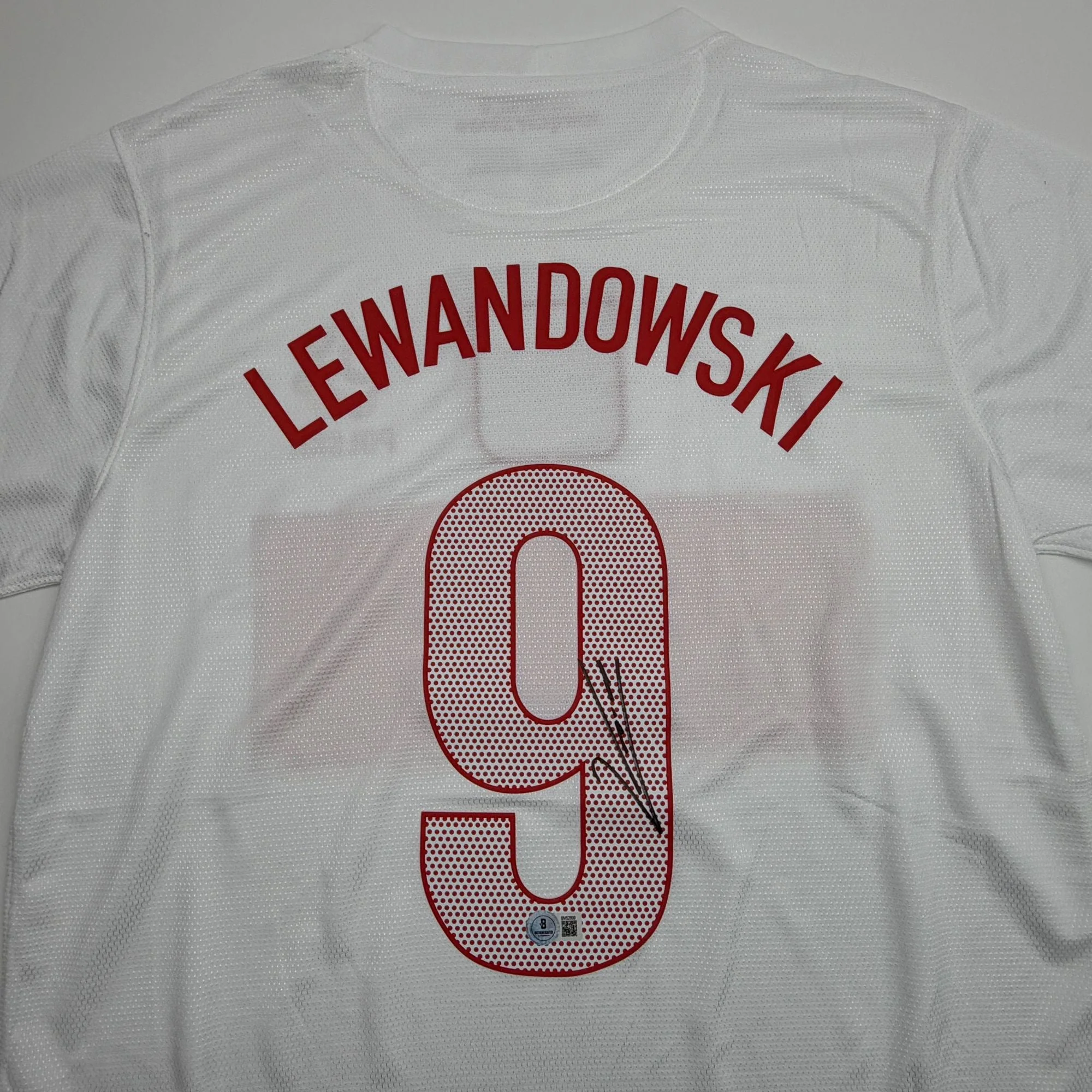 Autographed/Signed Robert Lewandowski Poland White Soccer Futbol Jersey Beckett BAS COA - Image 2